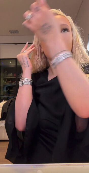 🔥 Alabama barker leaked private photo uncensored full