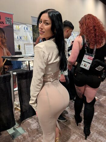 🔥 Alexa chains page leaked private photo uncensored full