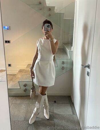 🔥 Aleynabaddie  page leaked private photo uncensored full
