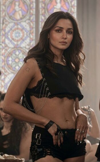 🔥 Alia bhatt page leaked private photo uncensored full