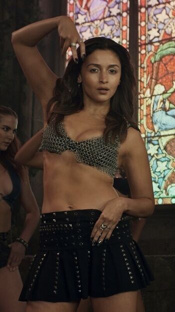 🔥 Alia bhatt page leaked private photo uncensored full