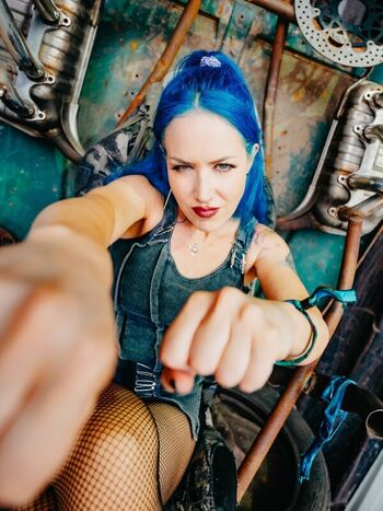 🔥 Alissa white gluz leaked private photo uncensored full