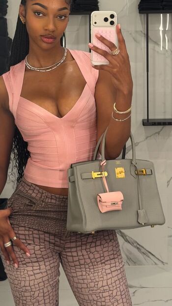 🔥 Angel reese page leaked private photo uncensored full