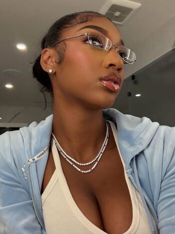 🔥 Angel reese page leaked private photo uncensored full