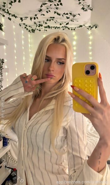 🔥 Anialivo leaked private photo uncensored full