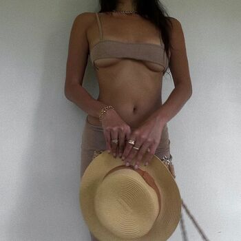 🔥 Anne ale page leaked private photo uncensored full