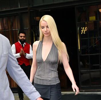 🔥 Anya taylor joy  page leaked private photo uncensored full