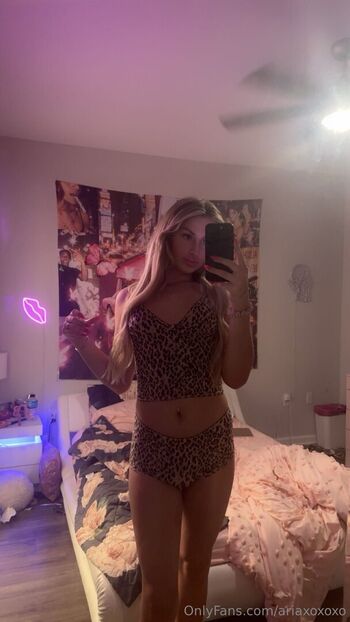 🔥 Ariaxoxoxo page leaked private photo uncensored full