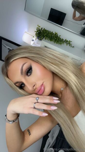 🔥 Ariaxoxoxo page leaked private photo uncensored full