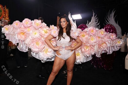 🔥 Ashley graham leaked private photo uncensored full
