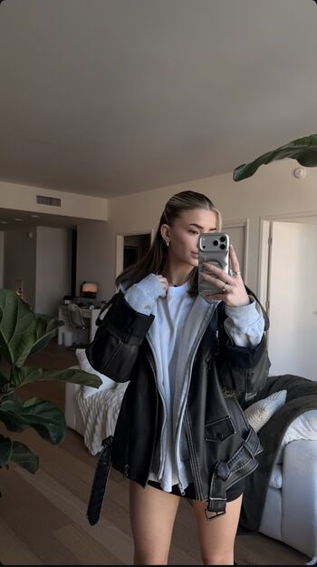 🔥 Astabush leaked private photo uncensored full