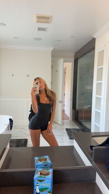 🔥 Ava nucci page leaked private photo uncensored full