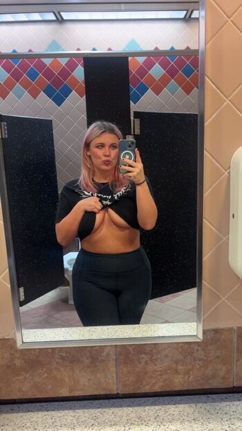 🔥 Averageallison leaked private photo uncensored full