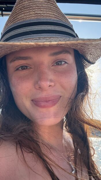 🔥 Bella thorne leaked private photo uncensored full