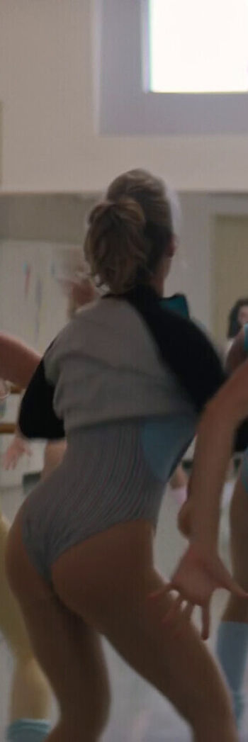 🔥 Betty gilpin leaked private photo uncensored full