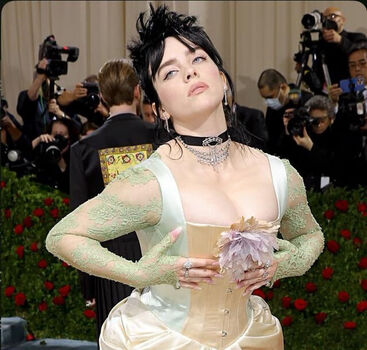 🔥 Billie eilish  page leaked private photo uncensored full