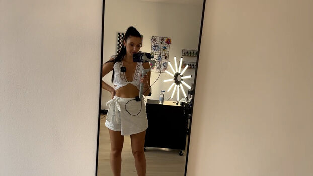 🔥 Bisscute leaked private photo uncensored full