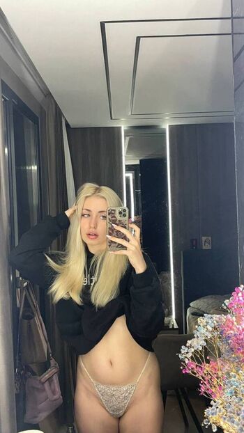 🔥 Bobbie moore  page leaked private photo uncensored full