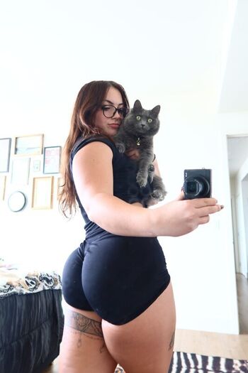 🔥 Booty leaked private photo uncensored full