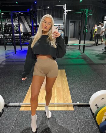 🔥 Caitlin perriam leaked private photo uncensored full