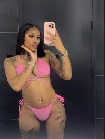 🔥 Carenavonchae page leaked private photo uncensored full