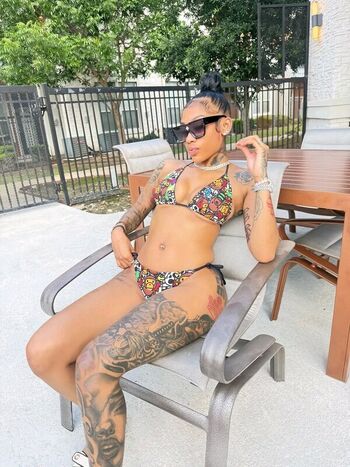 🔥 Carenavonchae page leaked private photo uncensored full