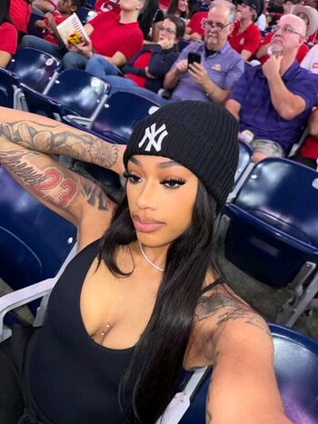 🔥 Carenavonchae leaked private photo uncensored full
