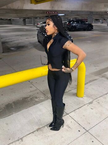 🔥 Carenavonchae leaked private photo uncensored full