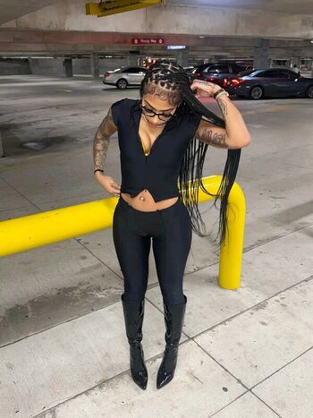 🔥 Carenavonchae leaked private photo uncensored full