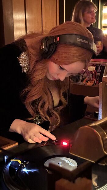 🔥 Christina hendricks page leaked private photo uncensored full