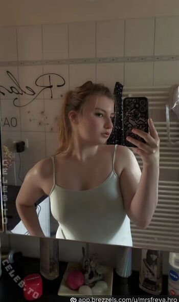 🔥 Crazyfreya leaked private photo uncensored full