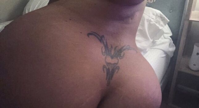🔥 Curvy goddesses leaked private photo uncensored full
