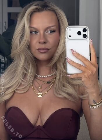 🔥 Dagi bee  page leaked private photo uncensored full