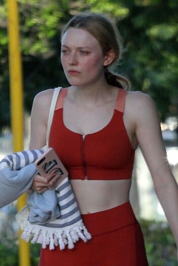 🔥 Dakota fanning page leaked private photo uncensored full