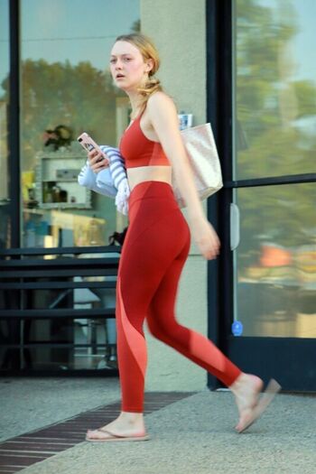 🔥 Dakota fanning page leaked private photo uncensored full