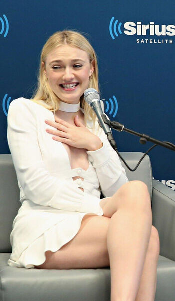 🔥 Dakota fanning page leaked private photo uncensored full