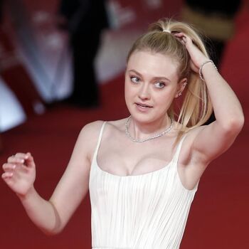 🔥 Dakota fanning leaked private photo uncensored full