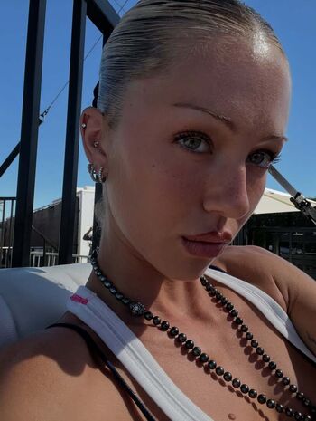 🔥 Delilah belle hamlin page leaked private photo uncensored full