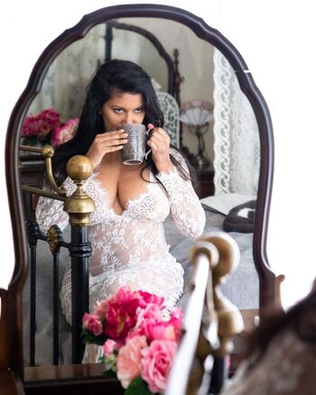 🔥 Devi the model page leaked private photo uncensored full