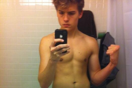 🔥 Dylan sprouse leaked private photo uncensored full