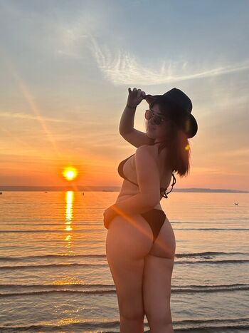 🔥 Eeveecosplays leaked private photo uncensored full