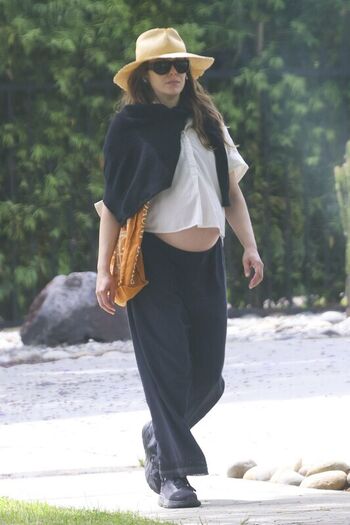 🔥 Elizabeth olsen  page leaked private photo uncensored full