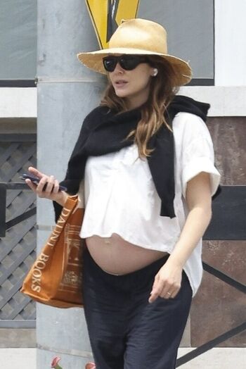 🔥 Elizabeth olsen  page leaked private photo uncensored full