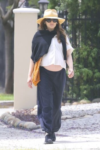 🔥 Elizabeth olsen  page leaked private photo uncensored full