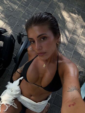 🔥 Emiiby  page leaked private photo uncensored full