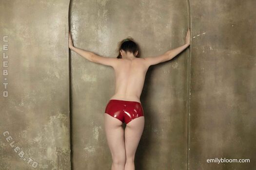 🔥 Emily bloom  page leaked private photo uncensored full
