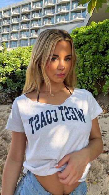 🔥 Emily elizabeth  page leaked private photo uncensored full