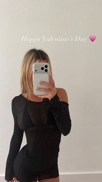 🔥 Emily elizabeth  page leaked private photo uncensored full