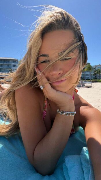 🔥 Emily elizabeth  page leaked private photo uncensored full