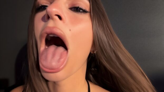 🔥 Emily ratajkowski  page leaked private photo uncensored full